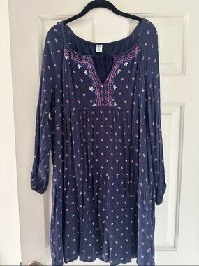 Old Navy Navy Floral Embroidered Long Sleeve Dress